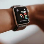 Manfaat Ceria Memakai Smartwatch