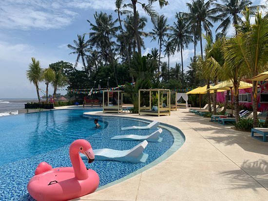 Flamingo Beach Club Bali